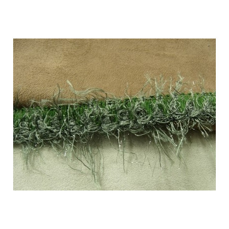 RUBAN FANTAISIE ACRYLIQUE / LAINE- 2 cm- VERT  RUBAN FANTAISIE ACRYLIQUE / LAINE- 2 cm- VERT