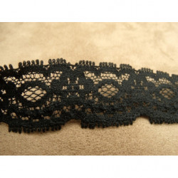 DENTELLE DE CALAIS noire