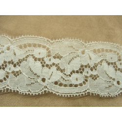 DENTELLE DE CALAIS- 4 cm- GRIS PERLE
