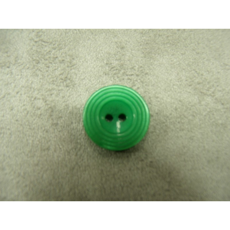 bouton vert - 18 mm- à 2 trous
