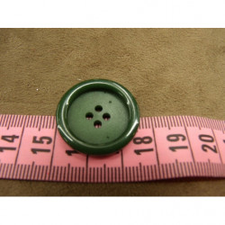 bouton acrylique vert  à 4 trous