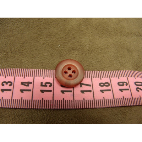 bouton acrylique rose marbré à 4 trous