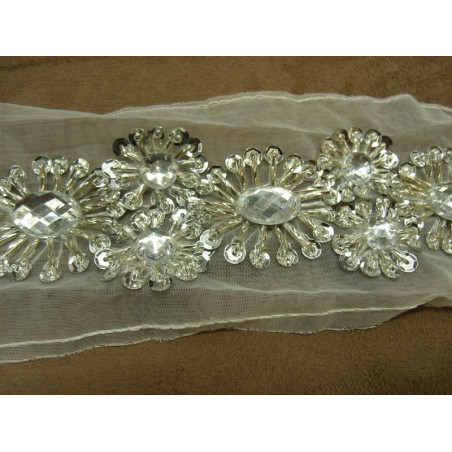 ruban brodé strass argent et pailleté