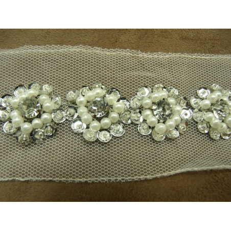largeur 5 cm / brodé 2.5 cm largeur 5 cm / brodé 2.5 cm