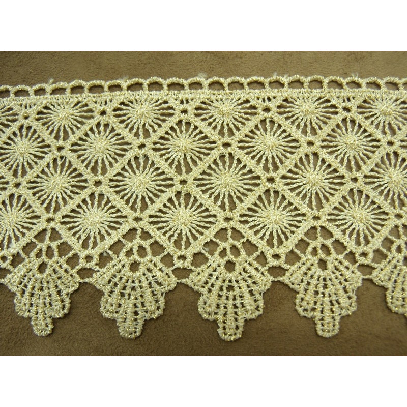 guipure beige et lurex or
