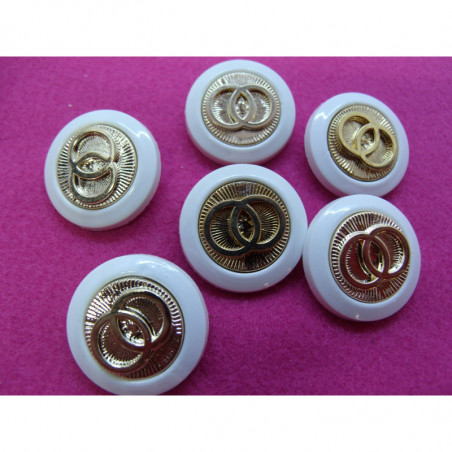 bouton acrylique composé or et blanc