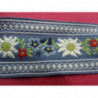 ruban brodé motif fleurs 