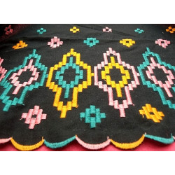 BRODERIE coton etnic multicolore sur fond noir