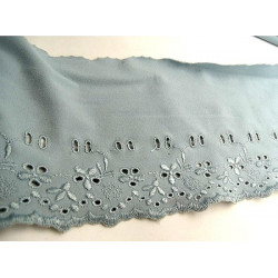 broderie stretch bleu