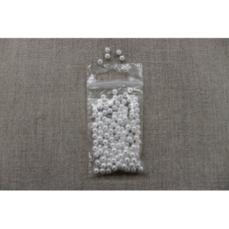 PERLES ACRYLIQUES rond- 4mm- blanc PERLES ACRYLIQUES rond- 4mm- blanc